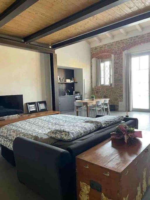 Loft Officina Di Leonardo Nel Centro Di Vinci Apartment Exterior photo